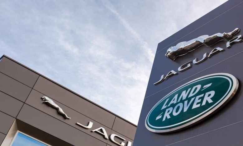 JLR adjusts FY26 EBIT margin forecast over uncertainties in auto.jpeg
