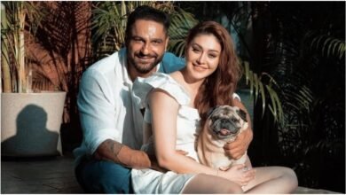 Shefali Jariwala dies at 42 Police await postmortem report husbands statement recorded.jpg