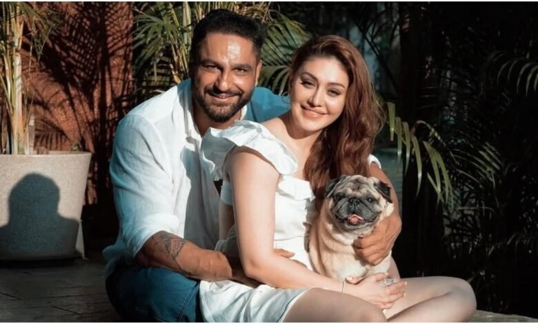 Shefali Jariwala dies at 42 Police await postmortem report husbands statement recorded.jpg
