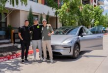 Tesla shows off its first fully autonomous delivery to convince.jpeg