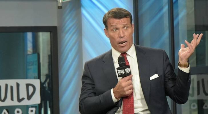 Tony Robbins blasts US retirees for relying on Social Security.jpeg