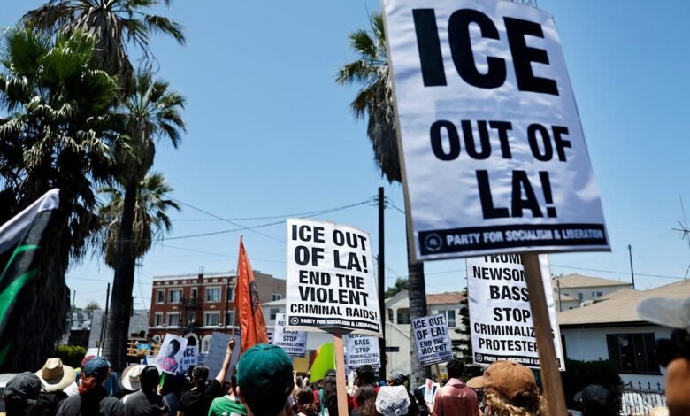 1751420630 ICEBlock climbs to the top of the App Store charts.jpeg