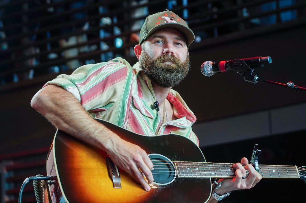 Rifi Stars Scotti, Marsi Carly Peres, and more, the participation of their hometown heroes