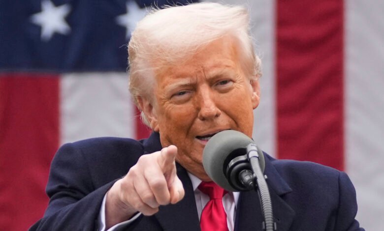 1751638044 Trump plans to start notifying countries of US tariffs up.jpg