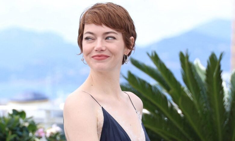 1751719836 Emma Stones Stunning New Face Reveal Sets Tongues Wagging.jpg