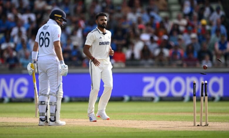 1751784040 He cheated Joe Root Saba Karim on Akash Deeps.jpg