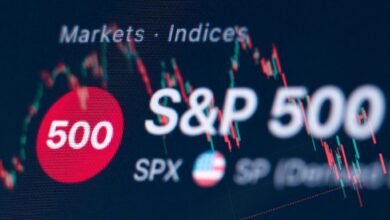 1751843055 Kyla Scanlon puts 50 in the SP 500 every month.jpg