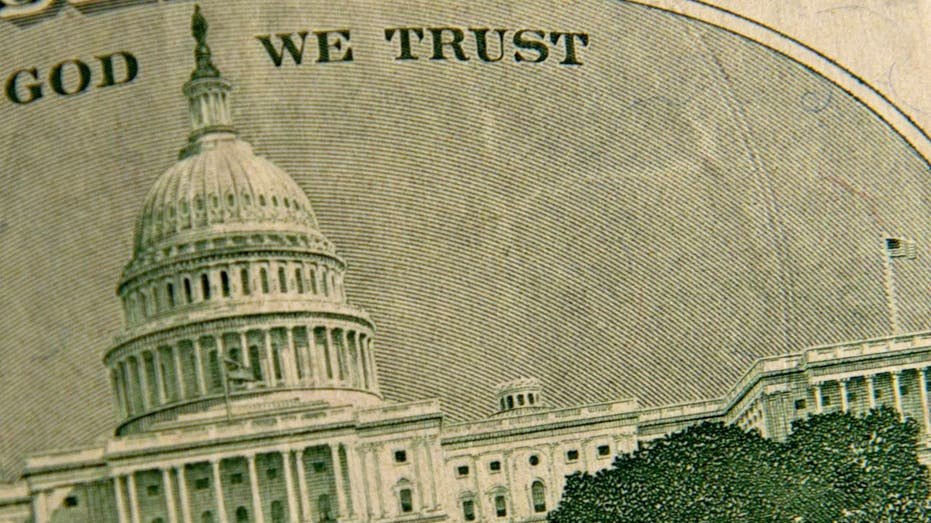 The United States Capitol Dome of the dollar