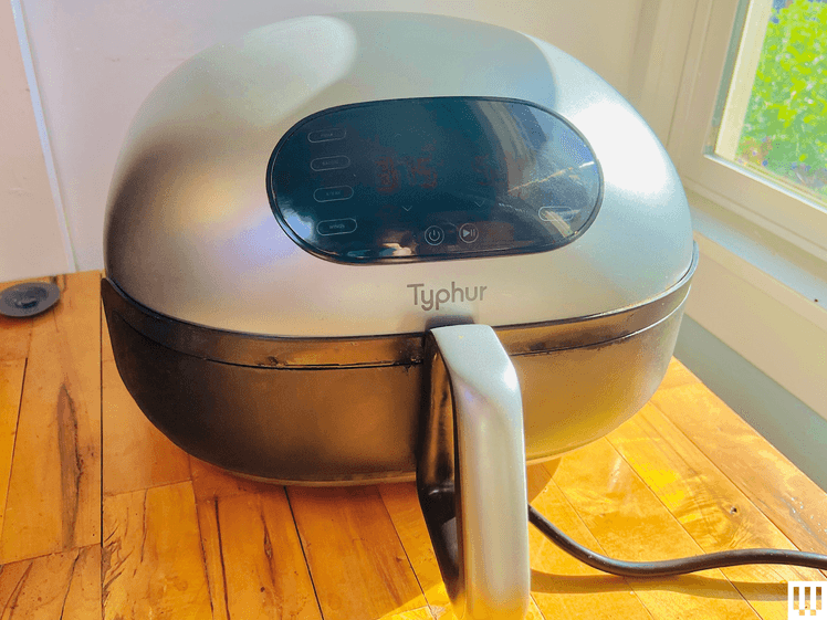 Image may contain: Cookware