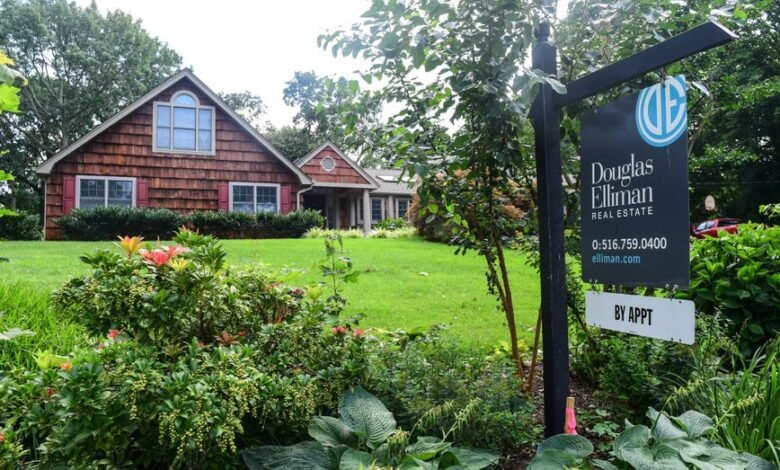 1752333128 Median property tax hits 3500 as 73 of US homeowners.jpg