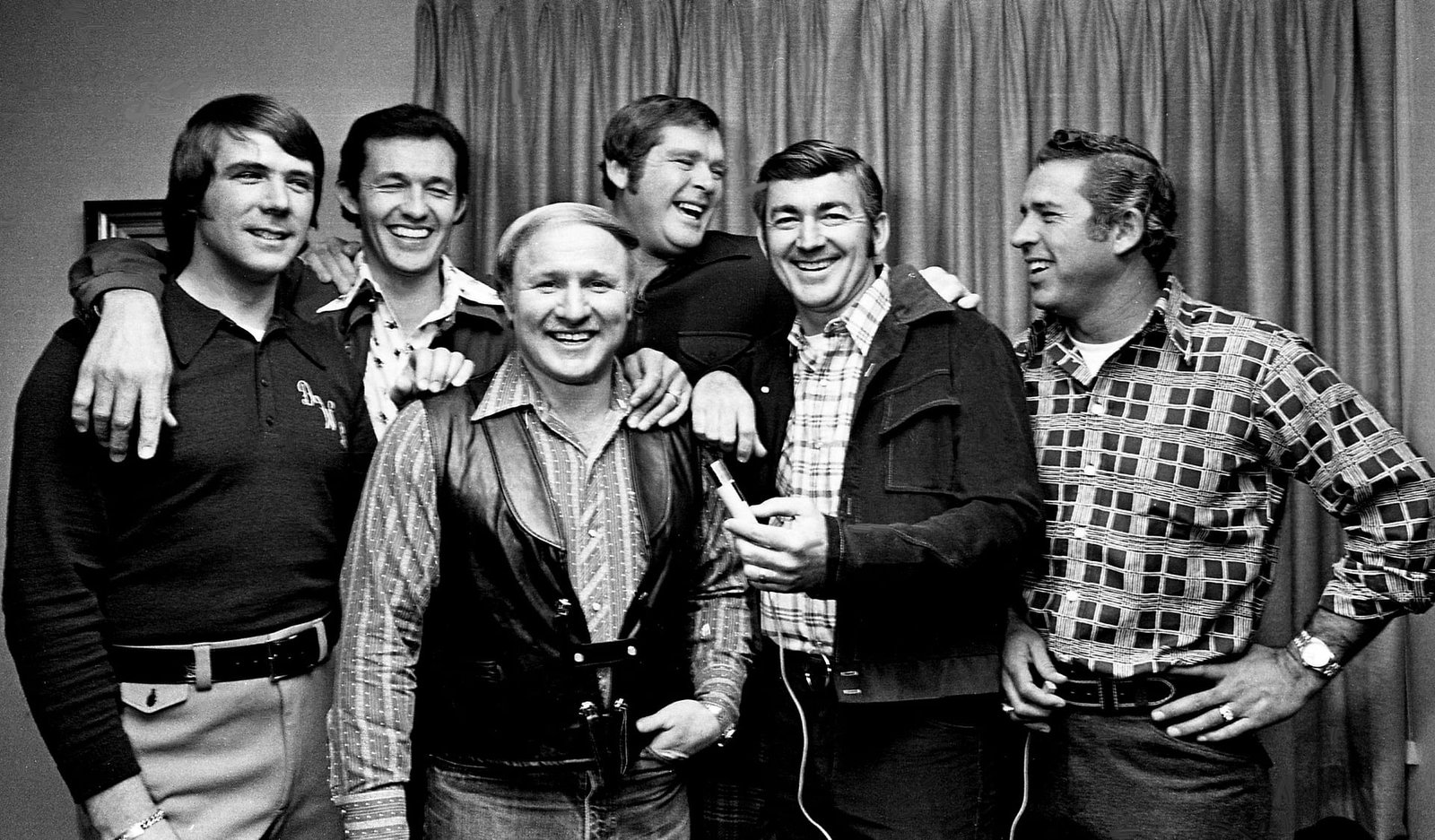 (LR) Daril and Treeb, Richard Betty, Kal Lordu, Body Baker, Bobby Alison, and David Pearson in 1975. Source: Imagn