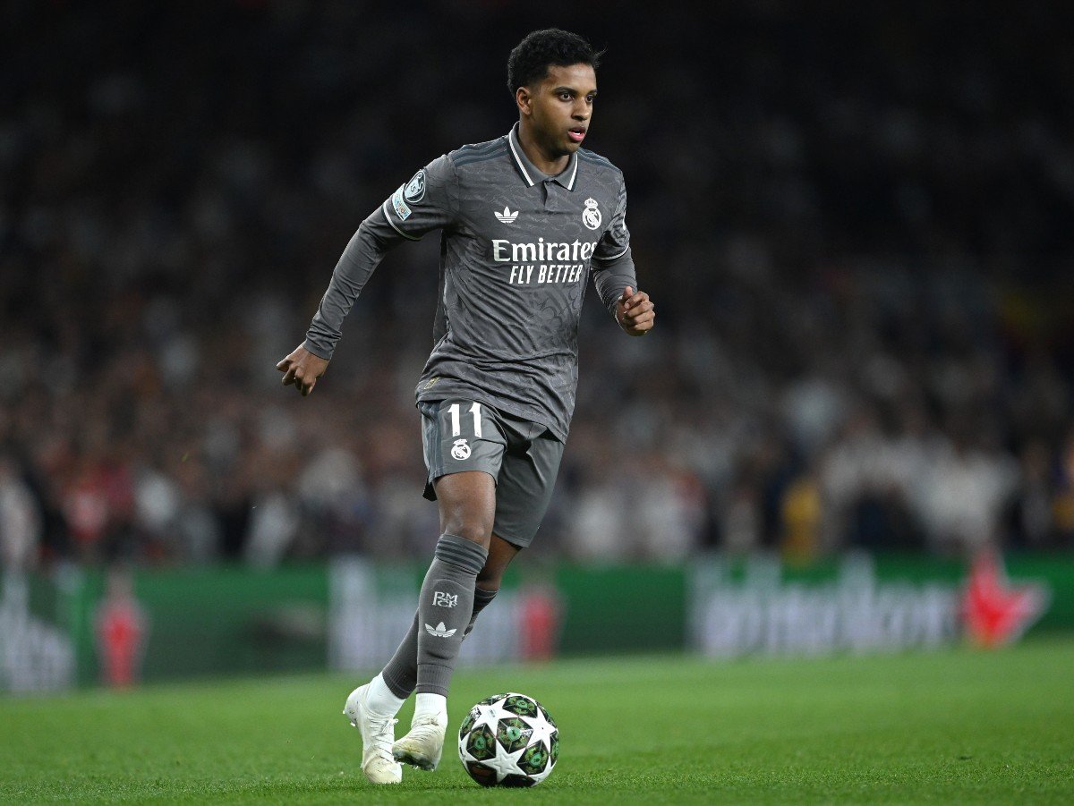 Rodrigo goes to Real Madrid against Arsenal in the Champions League last season