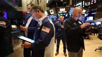 1752454298 Stock market today Dow futures fall as Trump pushes tariffs.jpg