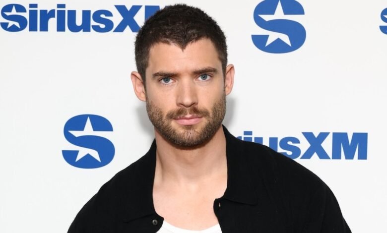1752551718 Supermans David Corenswet Details Groin Injury From Epic Stunt.jpg