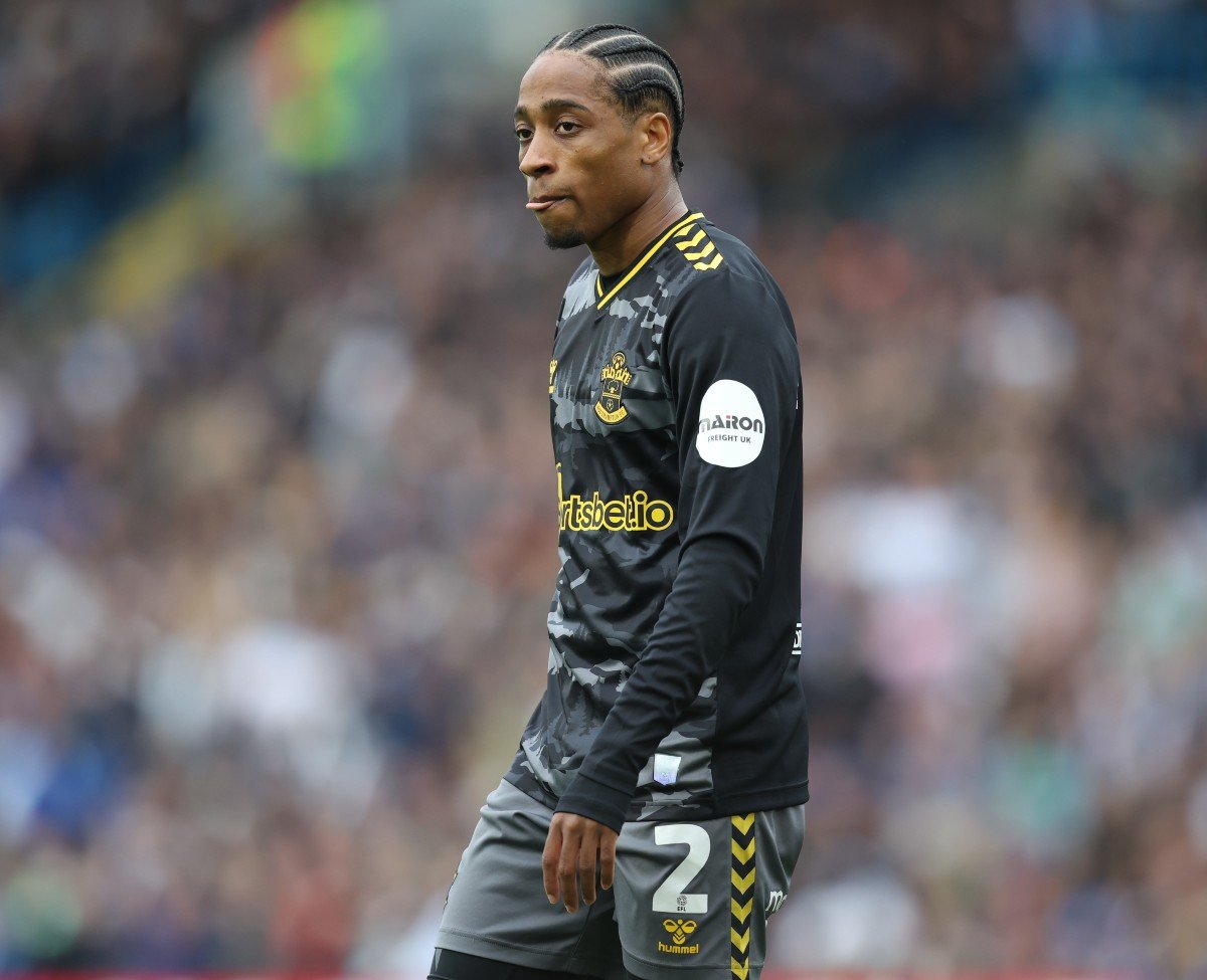 Kyle Walker-Peters at work for Southhampton