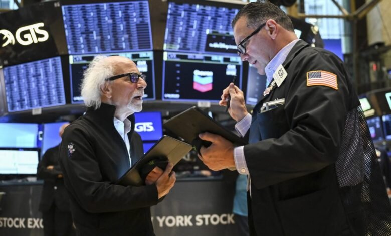 1753052797 Stock market today Dow futures dip ahead of a big.jpg
