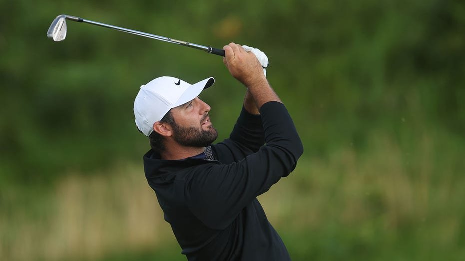 Scott Shifler leads one