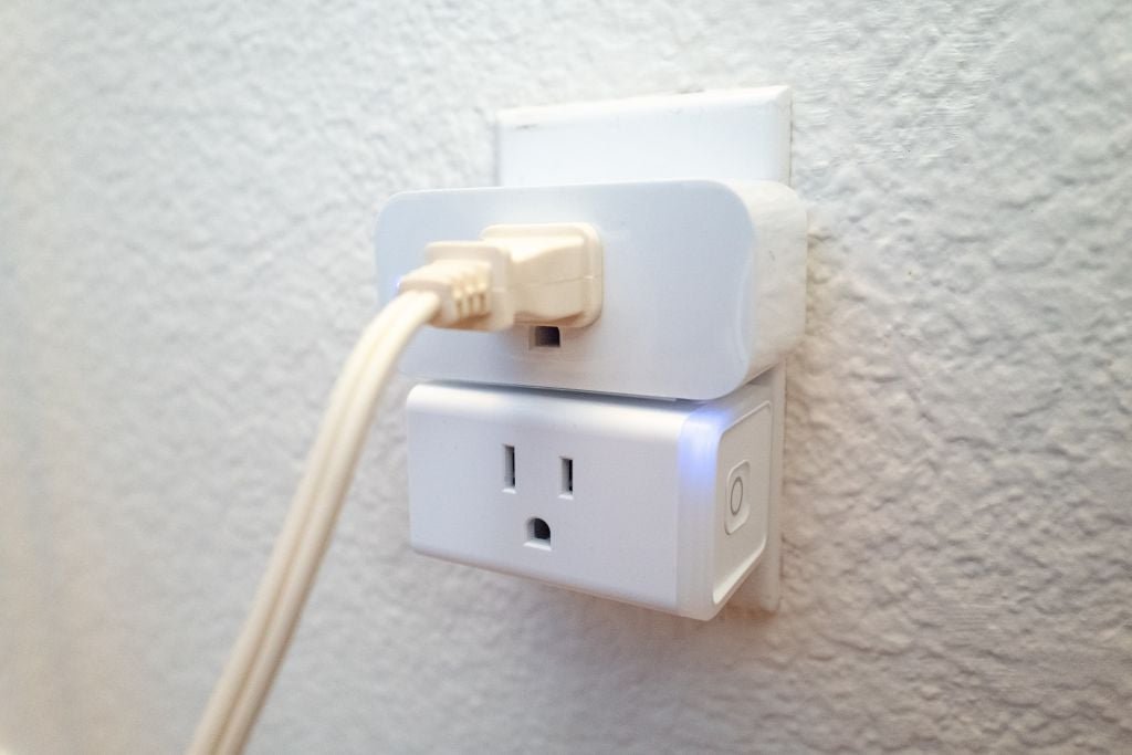Kasa And Amazon Smart Plugs.