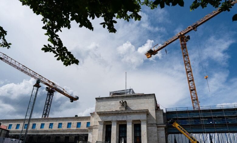 1753219179 White House official to inspect Feds 25B renovation site this.jpg