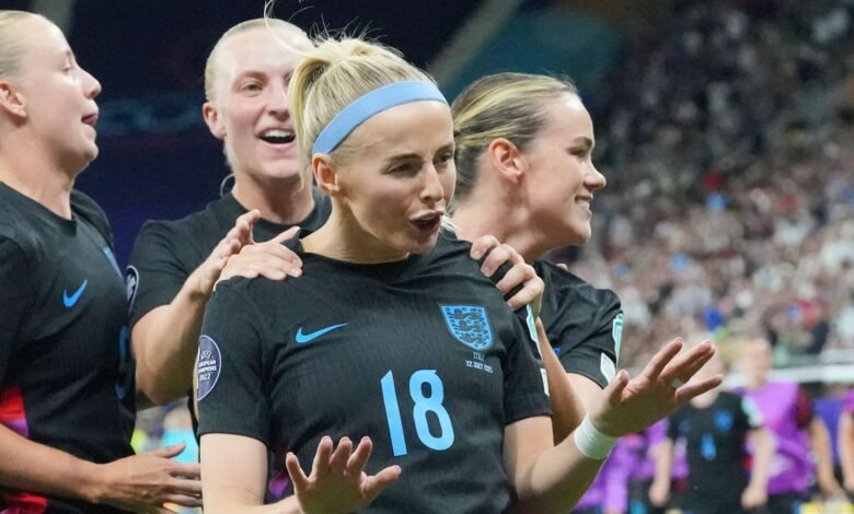 1753246003 Englands Chloe Kelly thrives on producing the big moments after.jpg