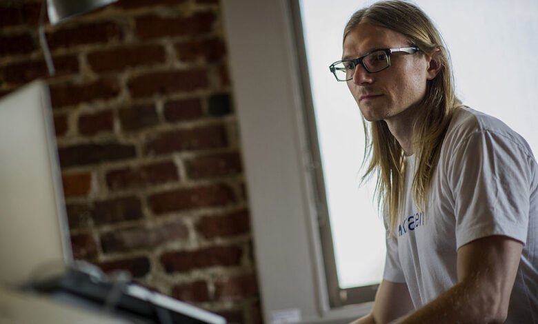 1753246489 FBI drops probe of Kraken founder Jesse Powell returns devices.jpg