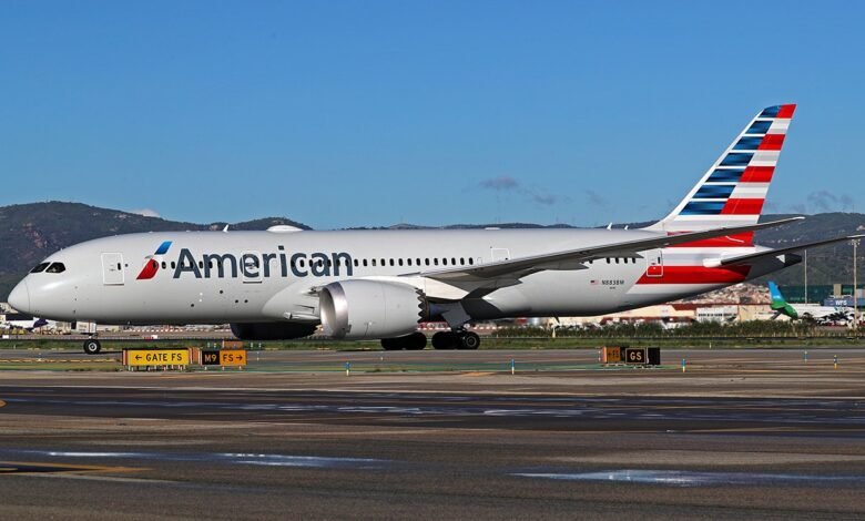 1753583503 American Airlines flight evacuated over landing gear issue at Denver.jpg