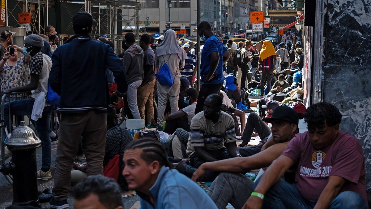 Immigrants outside the Roosevelt Hotel