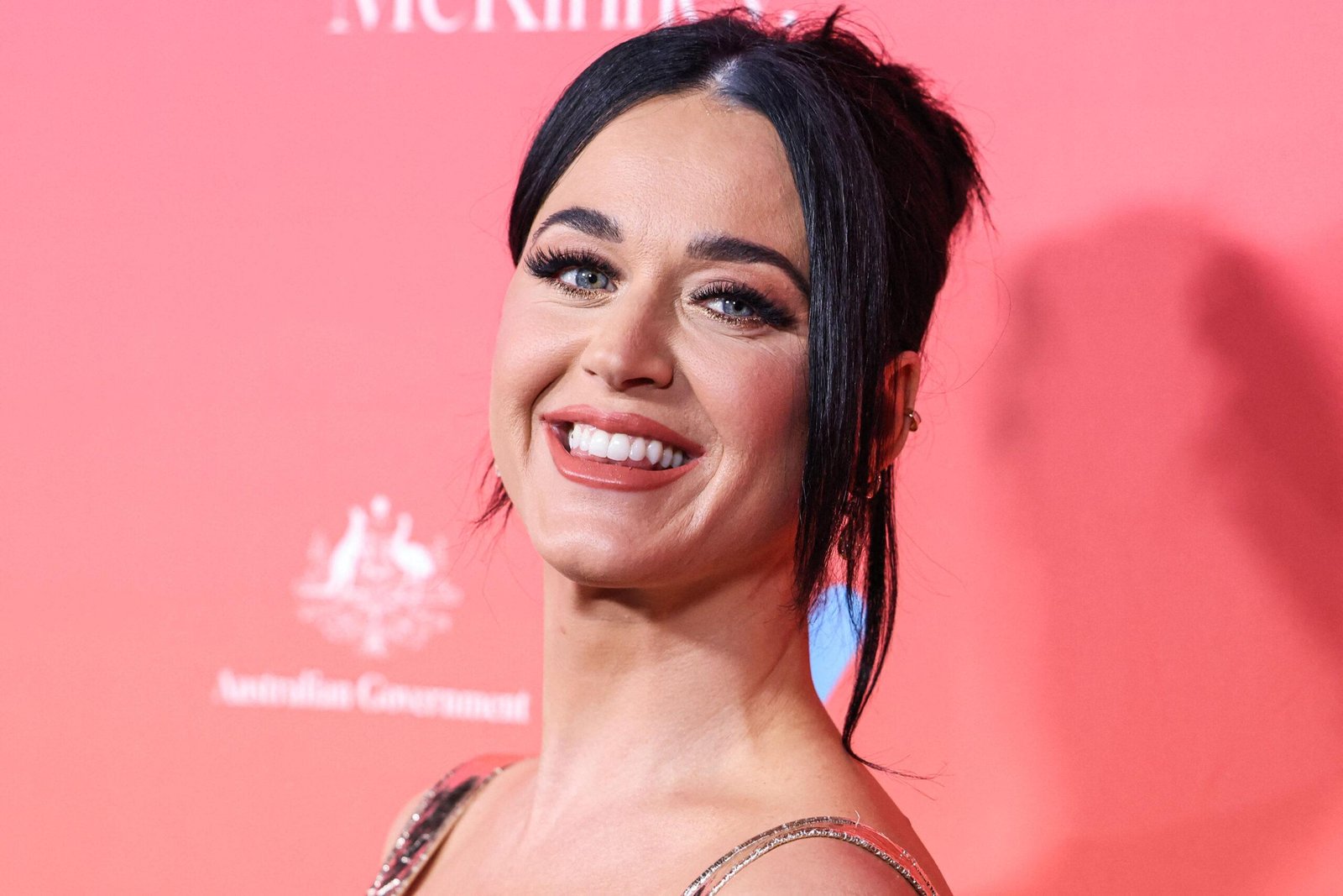 Katie Perry says goodbye to