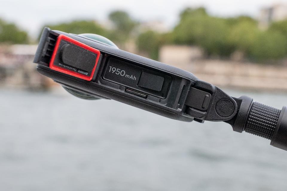 The ASMO 360 Action camera takes from DJI Insta360 with a new box sensor