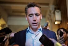 1753995604 Stock trading ban divides Republicans as Trump weighs in on.jpg