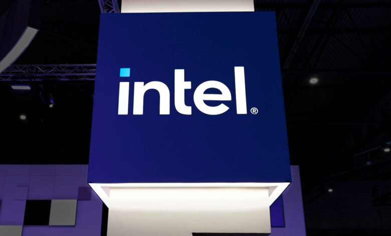 Intel continues to pull back on its manufacturing projects.jpg