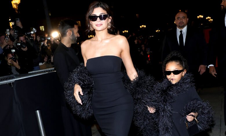 Kylie Jenner Stormi Flex Their Makeup Skills In Adorable.jpg