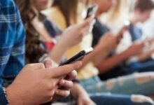 Lonely in a crowd Viral post laments magic of lost conversations.jpeg