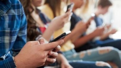 Lonely in a crowd Viral post laments magic of lost conversations.jpeg