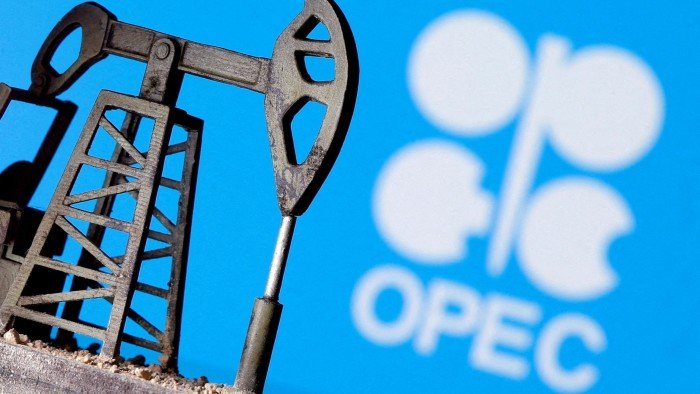Opec plans to boost oil output in bid to win.jpg