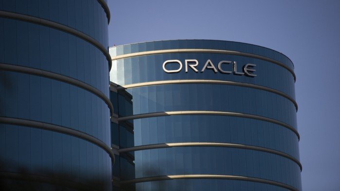Oracle shares hit record high on 30bn cloud contract.jpg
