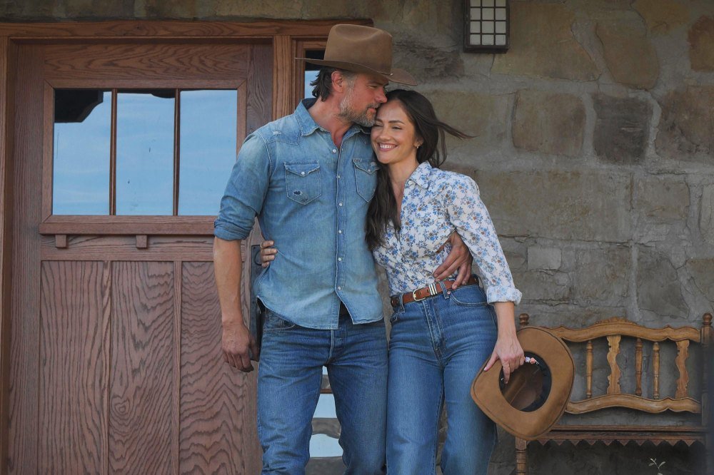 Minka Kelly makes a rare comment about the fighting for the equal wage on Ransom Canyon with Josh Duhamel 172