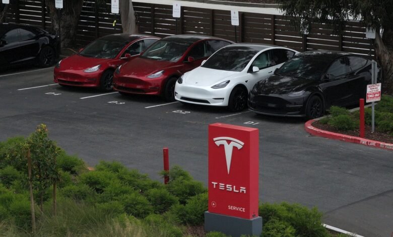 Tesla Makes a Desperate Move in Canada As Sales Collapse.jpg