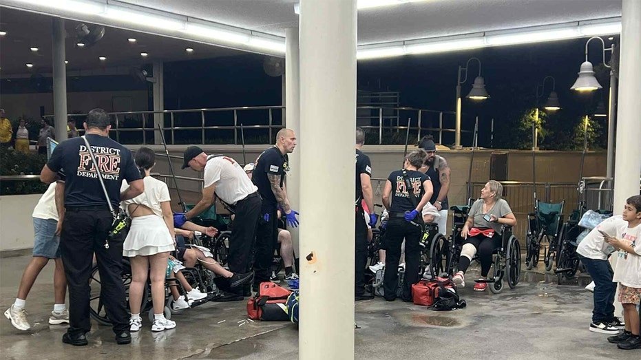 The paramedics tend to individuals