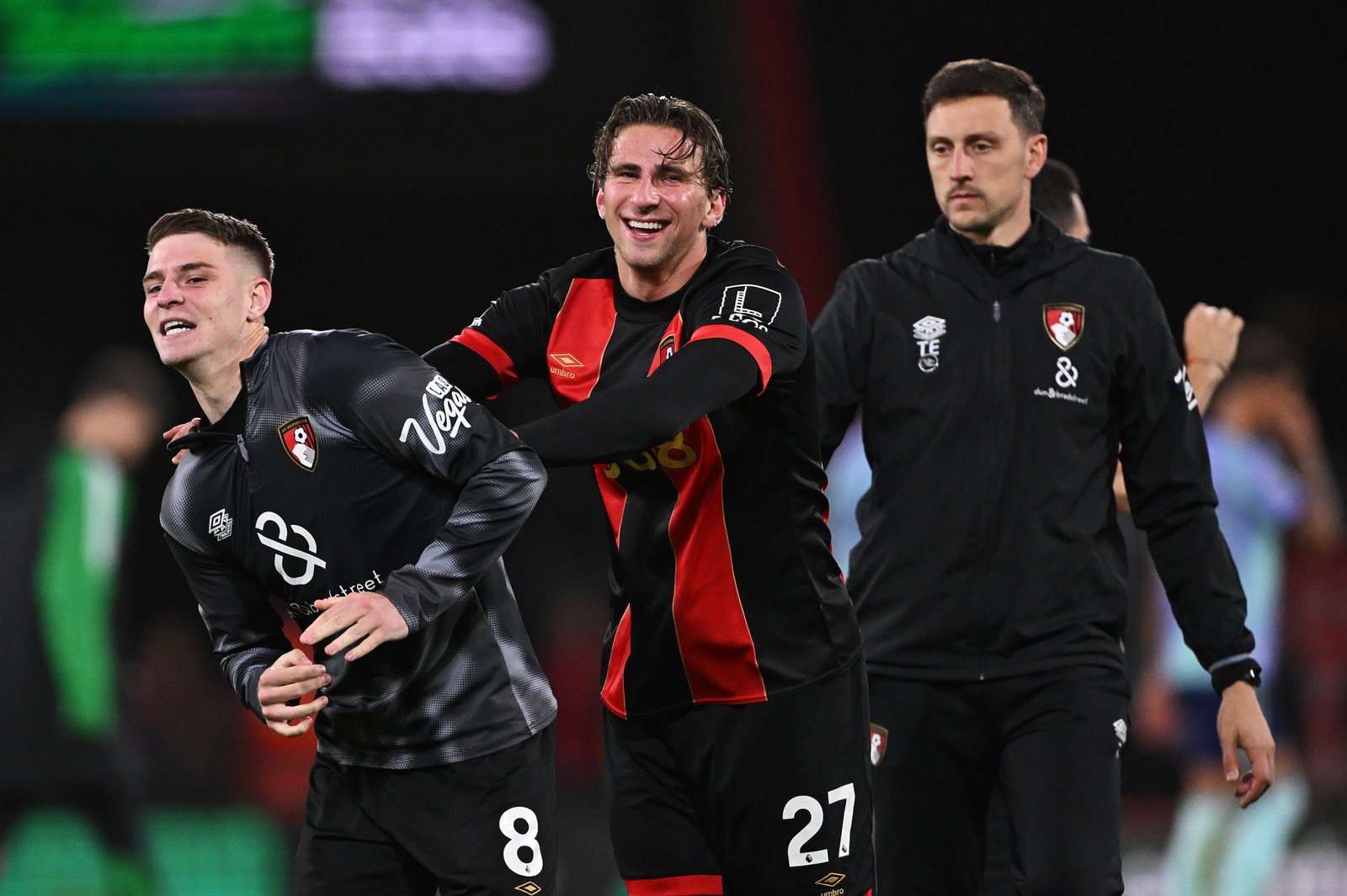 Illia Zabarnyi celebrates with his teammates
