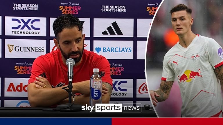 Manchester United director Robin Amorem Benjamin Cisco speaks attention and Rasmus Hojlund Future