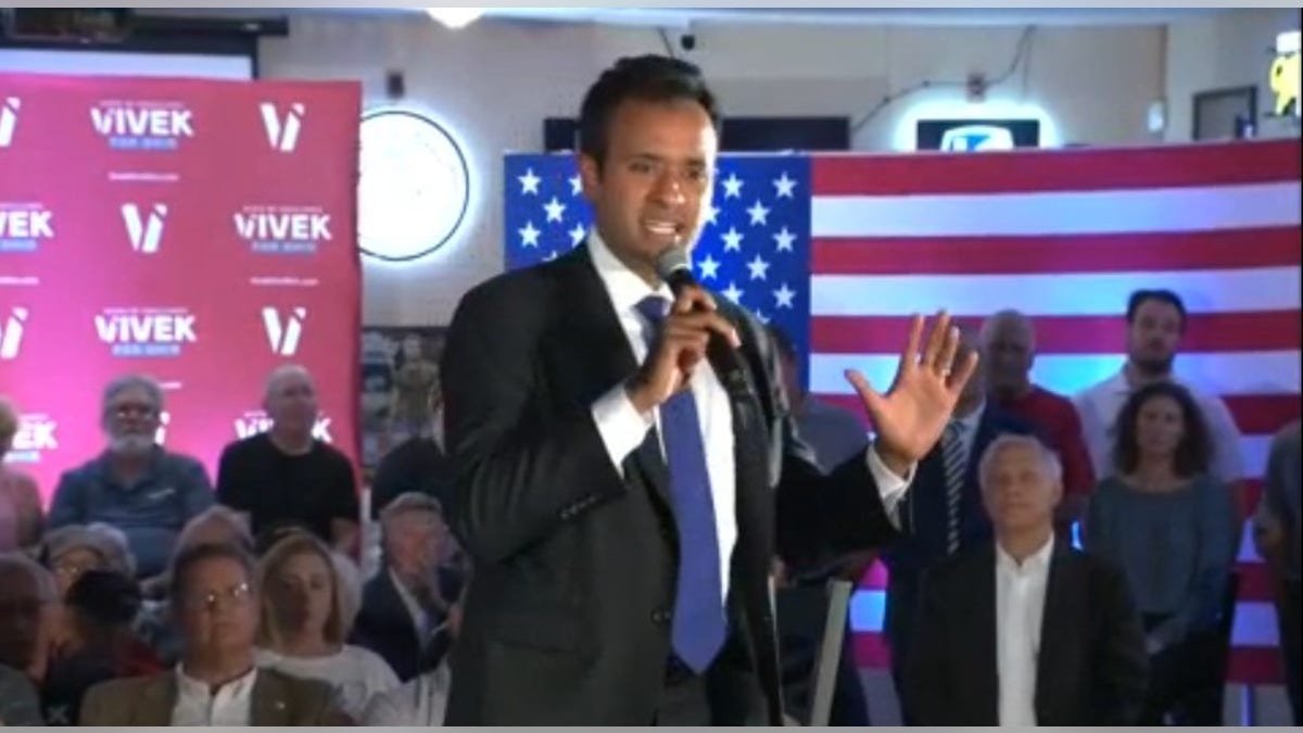 Vivek Ramaswami in the city hall in Cincinnati