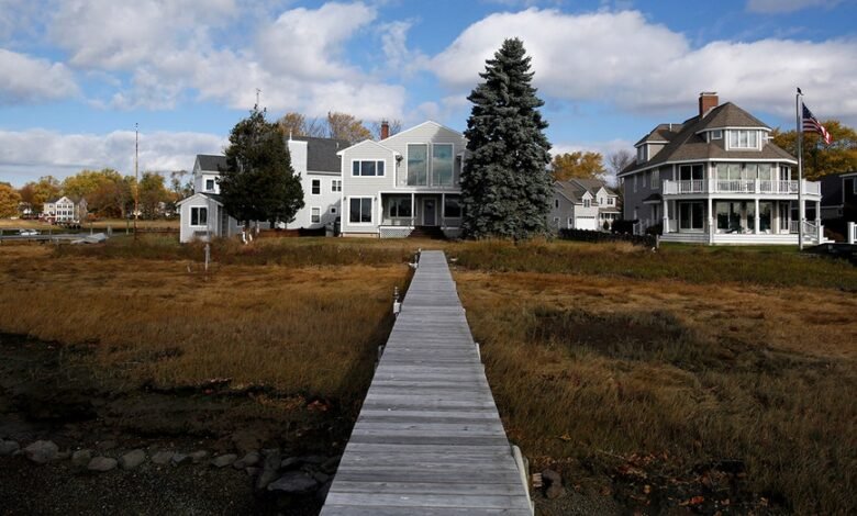 1754390740 Boston suburb Beverly tops Realtorcoms 2025 hottest zip codes list.jpg