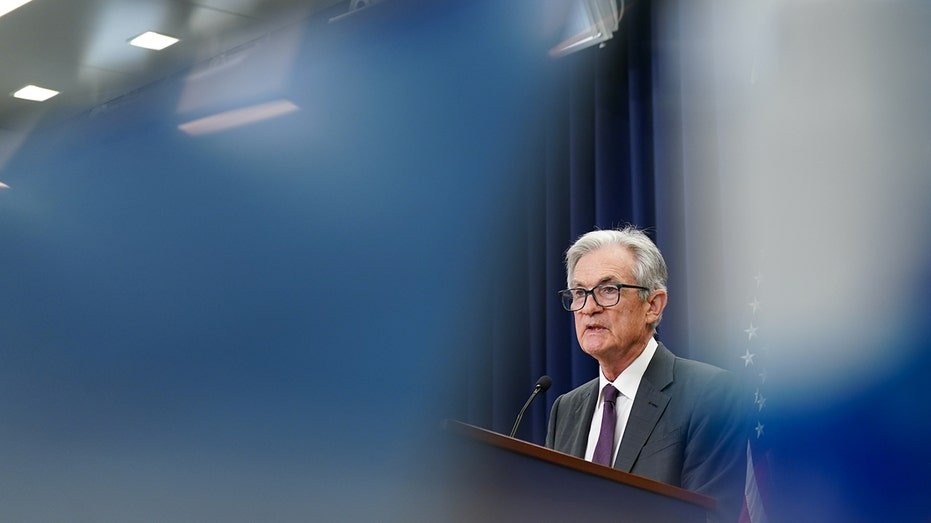 The President of the Federal Reserve holds a press conference after the FOMC average decision