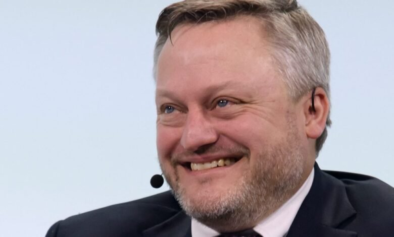 1754429617 Embattled BP beats on earnings as it touts selling oil.jpg