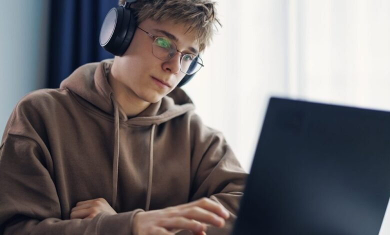 1754473554 Gen Z dropouts could be your future boss 20 something year.jpg