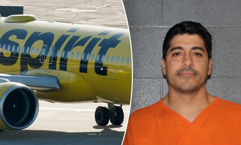 1754543186 Spirit Airlines pilot arrested for allegedly stalking minors in Kansas.jpg