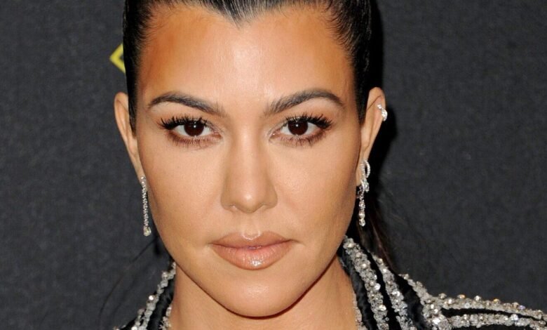 1754812306 Kourtney Kardashian Slammed Over Pic Of Toddler On A Boat.jpg