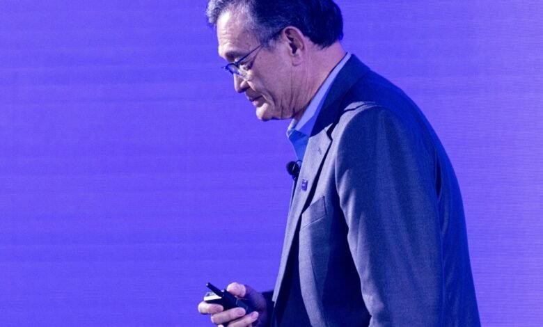 1754819990 How once iconic Intel fell into a 20 year decline.jpg