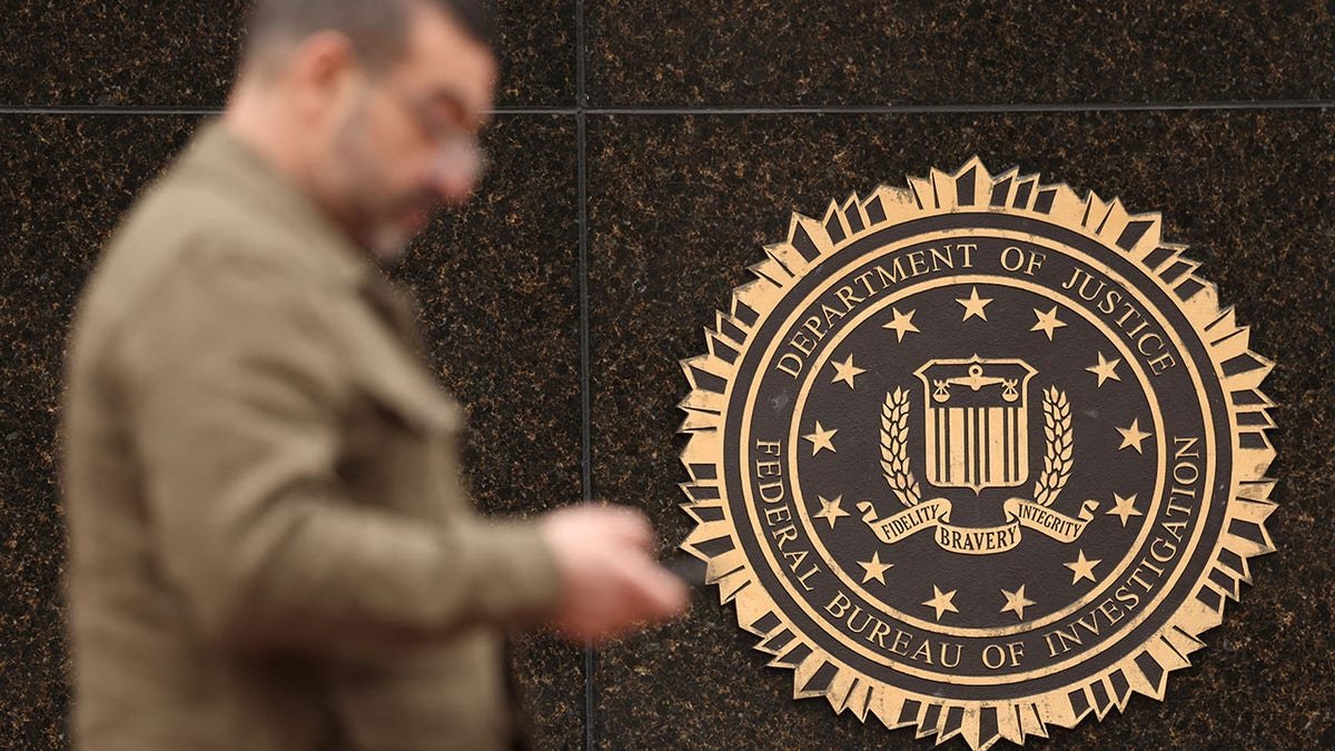 Sealing at the headquarters of the FBI in Washington